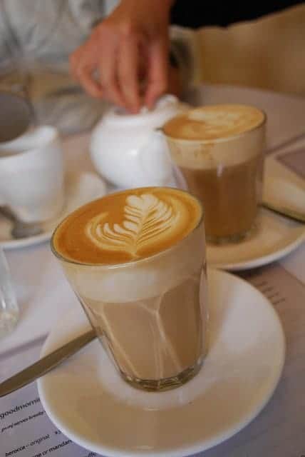 Caffe latte vs cappuccino