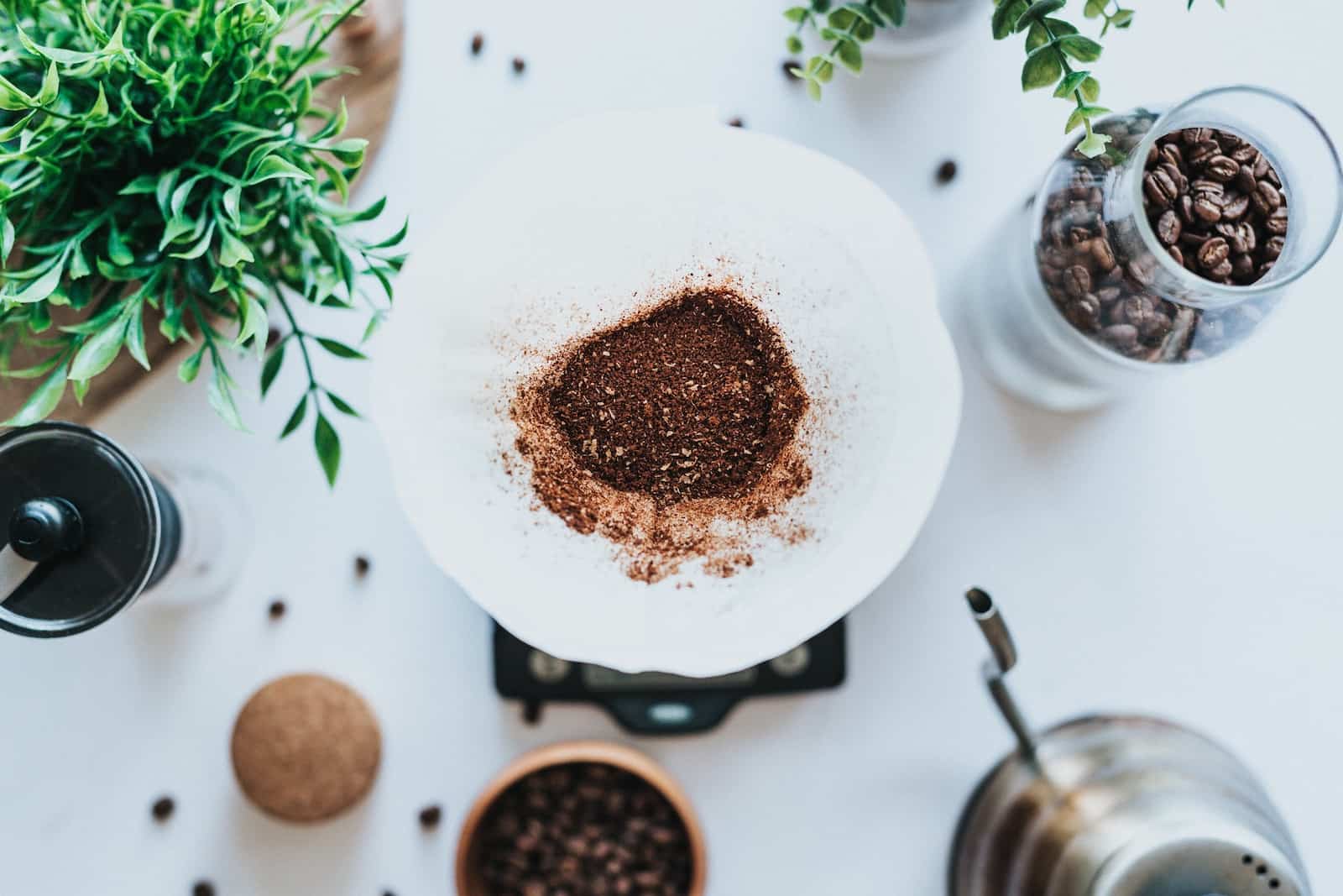 coffee grounds in chemex