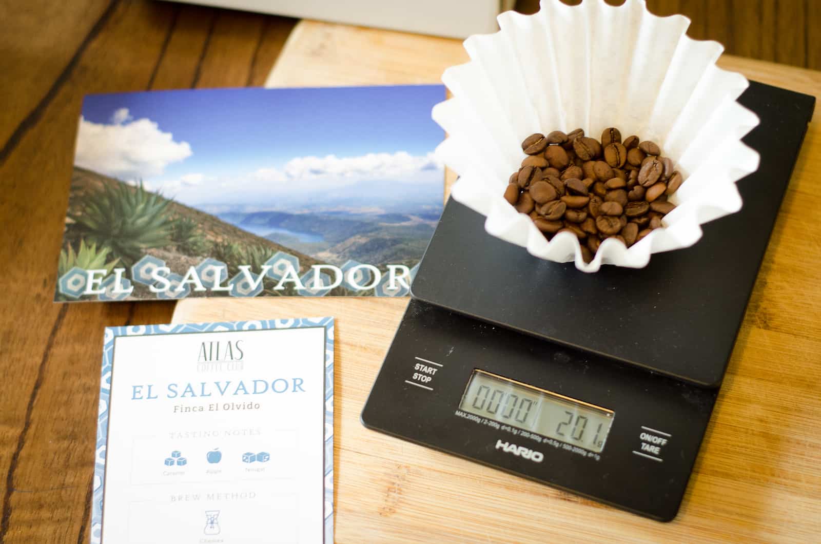 using a scale on atlas coffee club coffee beans